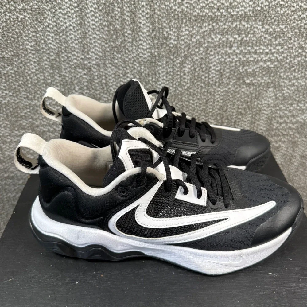 Nike Giannis Immortality 3 Basketball Shoe Kids 8 Black White Sneaker DZ7533-003